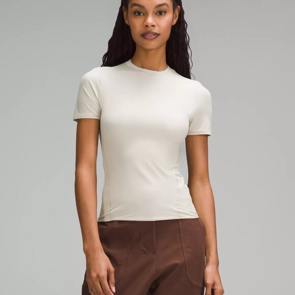 Lululemon Wundermost Ultrasoft Nulu Hip Lenght Crewneck shirt - Picture 1 of 3